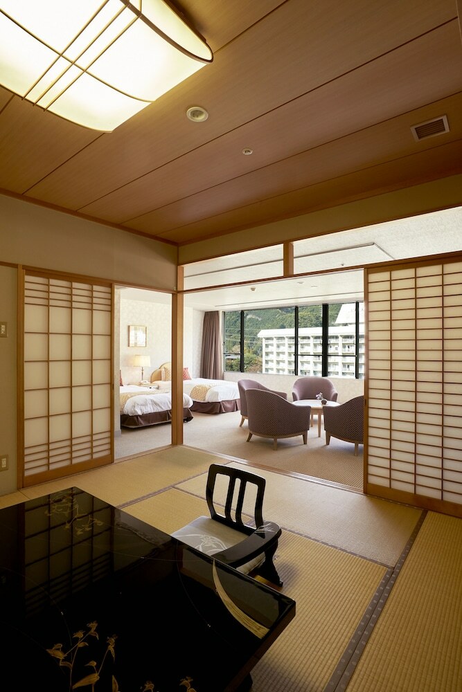 Hotel Kinugawa Onsen Sanraku