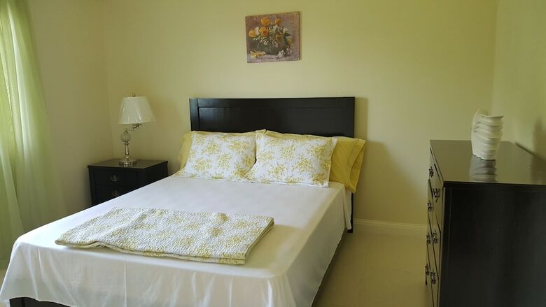 Ocho Rios Villa At Coolshade IV
