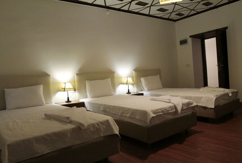Ozkavak Hotel Kaleici