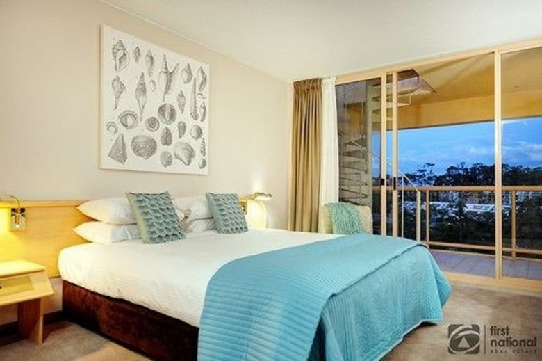 Hotel Charlesworth Bay Beach Resort