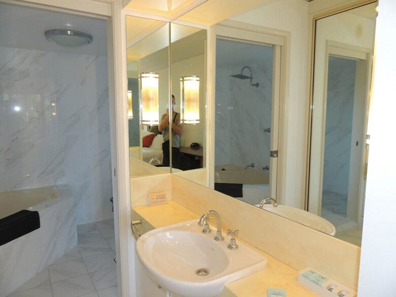 Hotel Charlesworth Bay Beach Resort