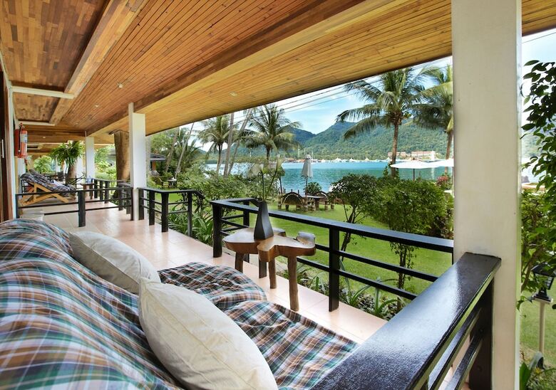 Hotel Resolution Resort
