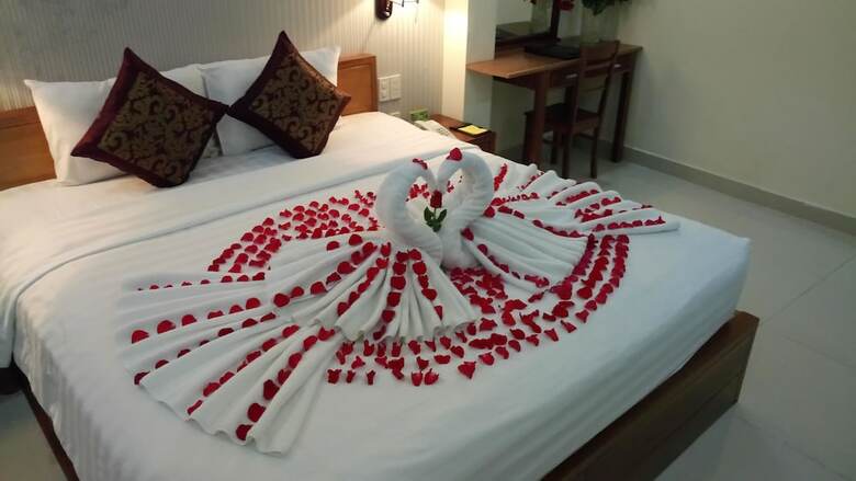 Airport Saigon Hotel