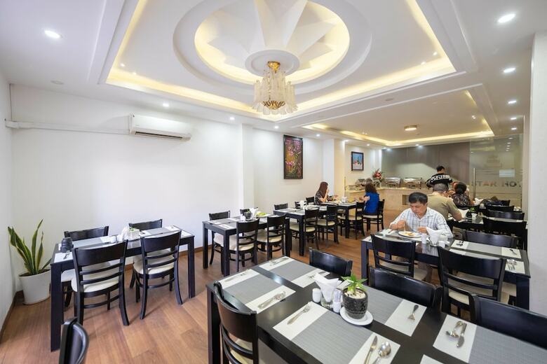 Airport Saigon Hotel