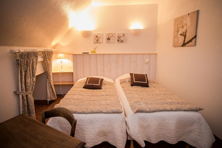 Hotel H�tel de La Halle