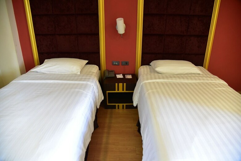 Grand Pink Hotel Hat Yai