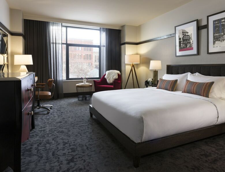 Kimpton Journeyman Hotel
