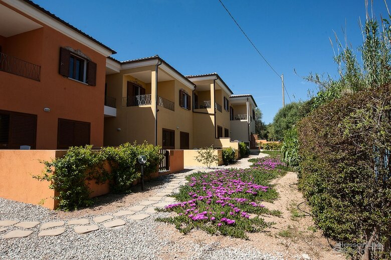 Residence L'isola Surf House