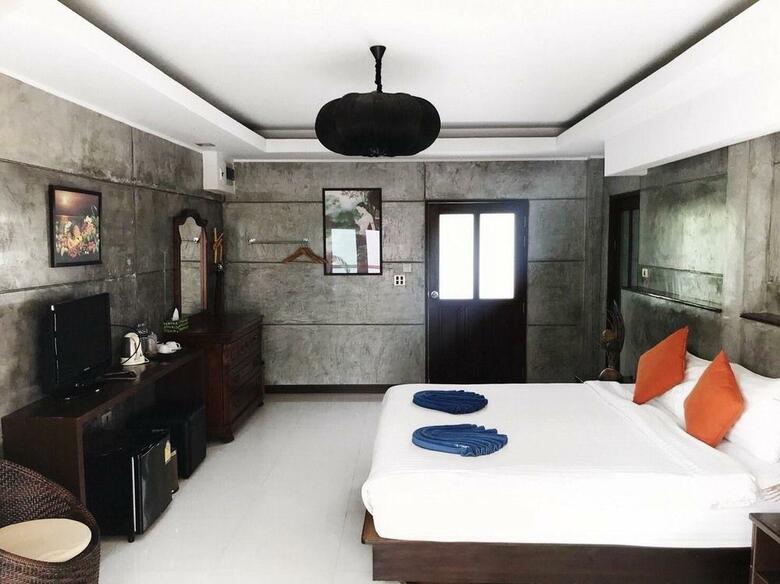 Hotel In Touch Resort