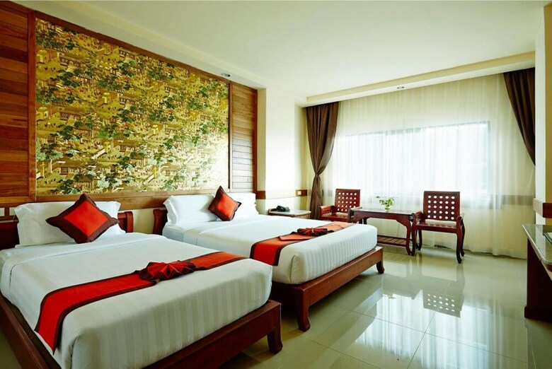 Ease Jomtien Hotel