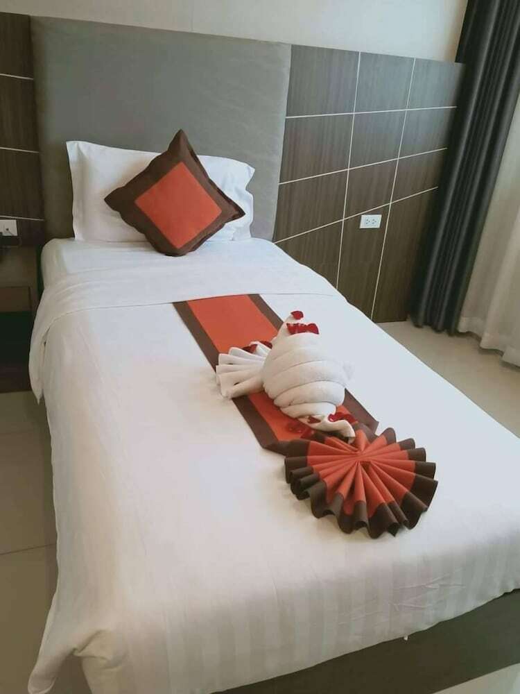 Ease Jomtien Hotel