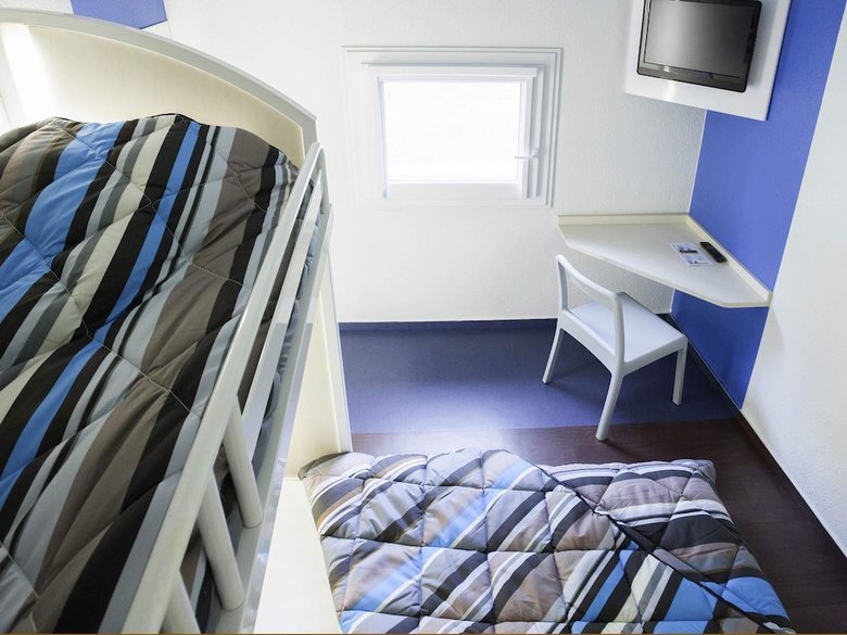Hotelf1 Ch�lons En Champagne