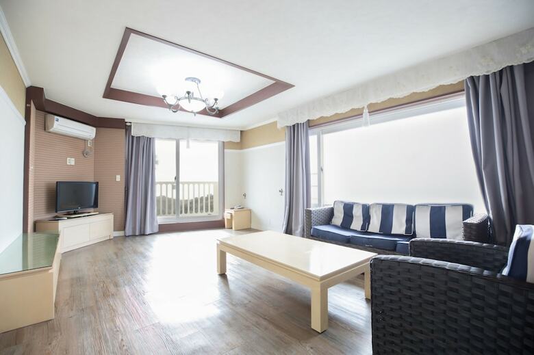Hotel Corea Condo Jeju