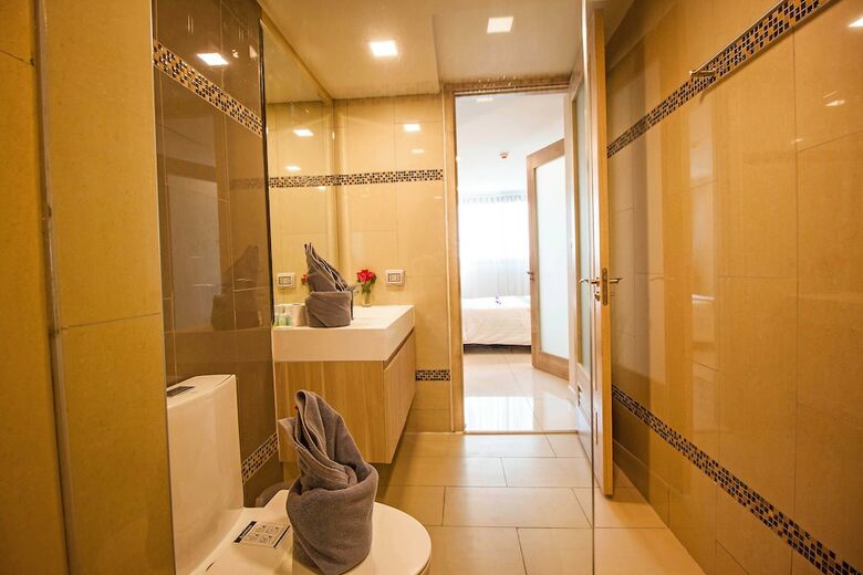 Hotel Water Park By Pattaya Sunny Rentals