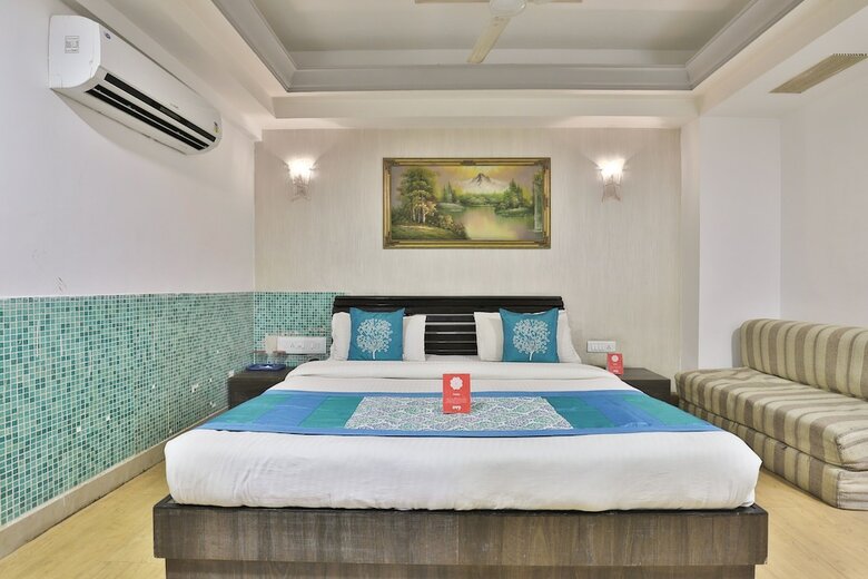 Oyo 2336 Hotel Shri Krishna Palace