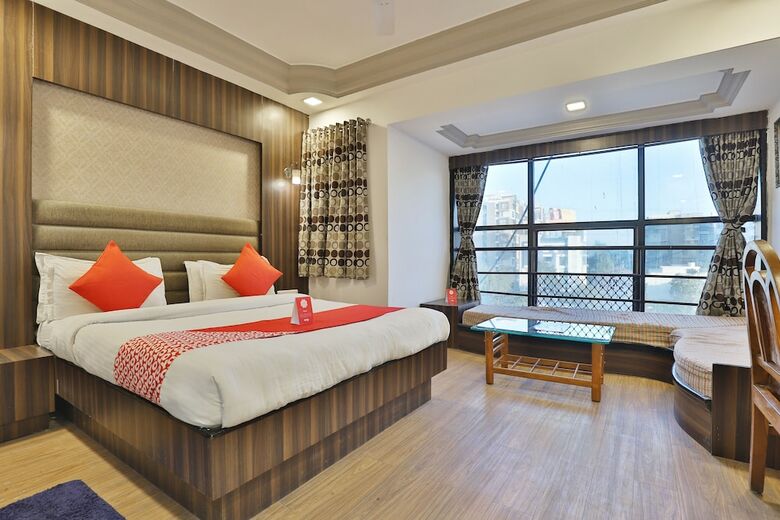 Oyo 2336 Hotel Shri Krishna Palace