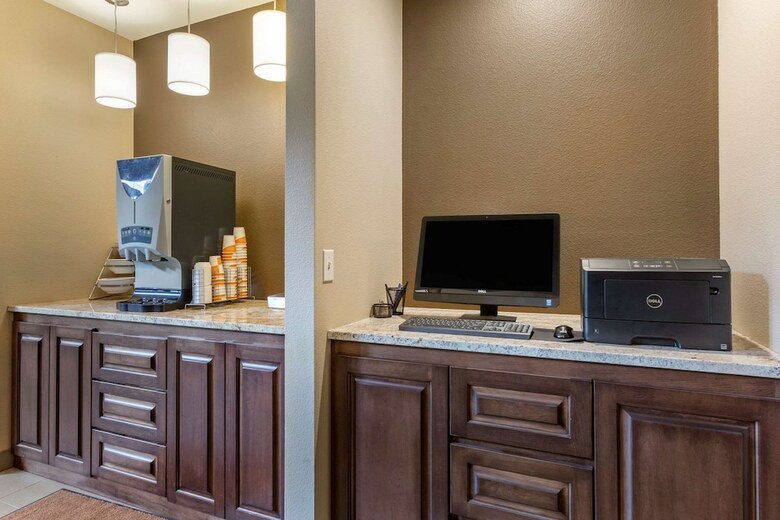 Hotel Comfort Inn & Suites Near Mt. Rushmore