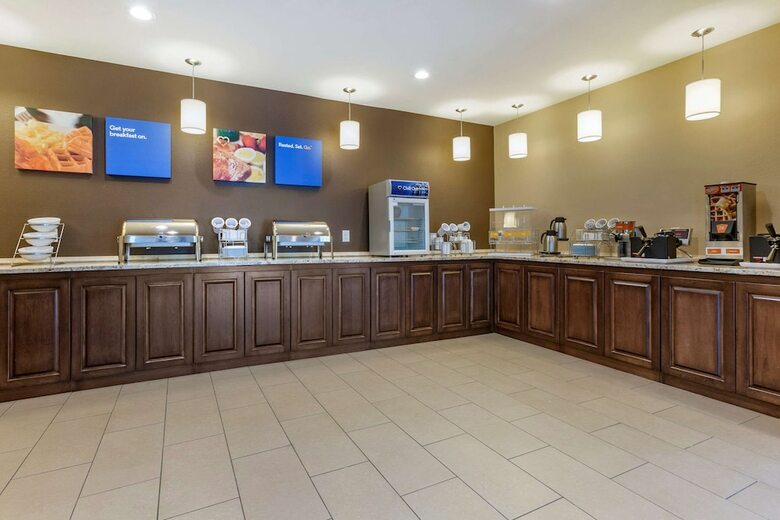 Hotel Comfort Inn & Suites Near Mt. Rushmore