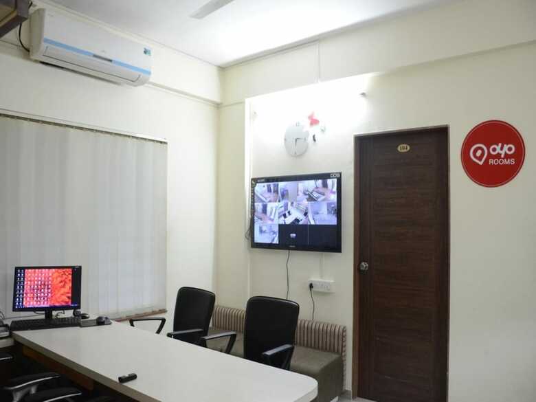 Hotel Oyo 1881 Cozy Nest