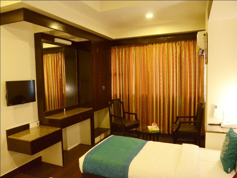 Oyo 1216 Hotel New White House
