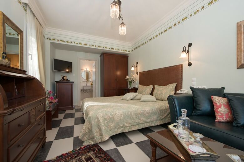 Enavlion Hotel Batagianni