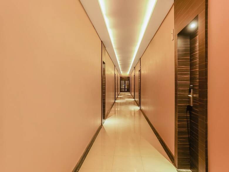 Hotel Treebo Trend Niraali Executive