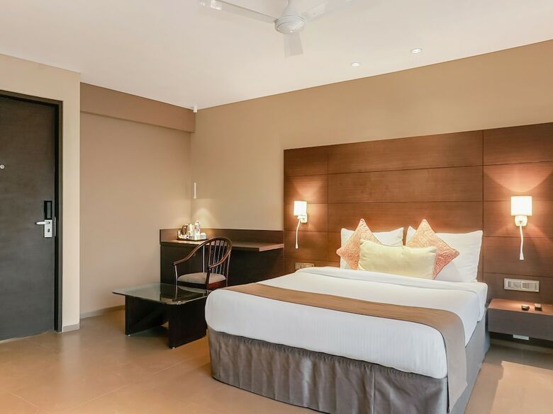 Hotel Treebo Trend Niraali Executive
