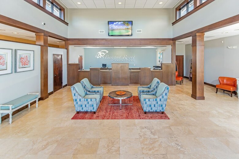 Hotel Barefoot Resort & Yacht Club