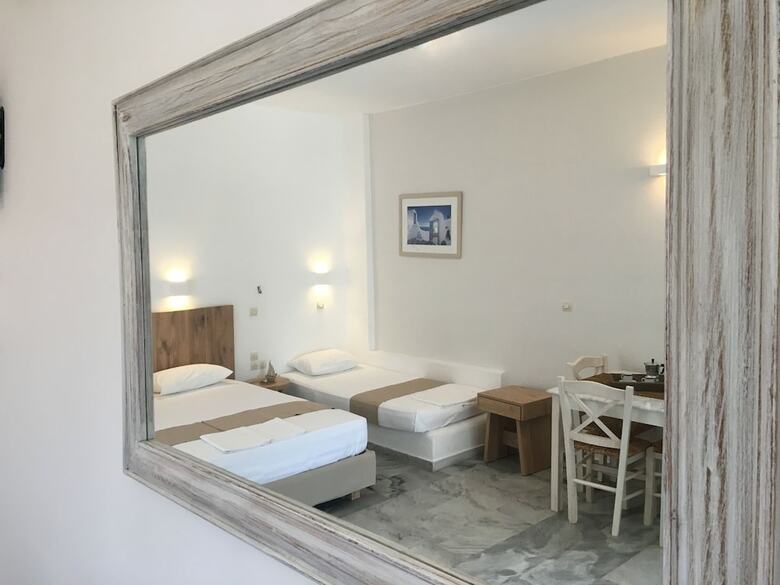 Hotel Kostas & Ioanna Studios