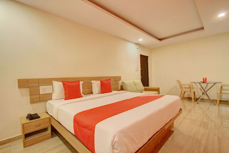 Oyo 2183 Hotel City