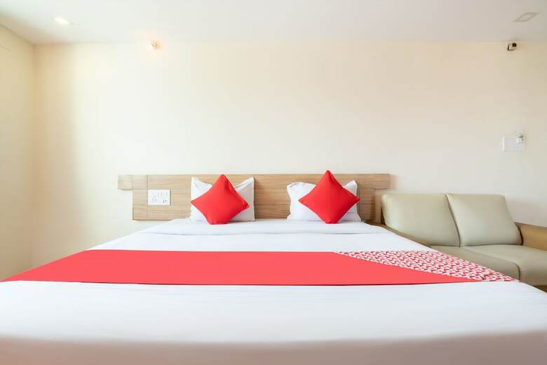 Oyo 2183 Hotel City