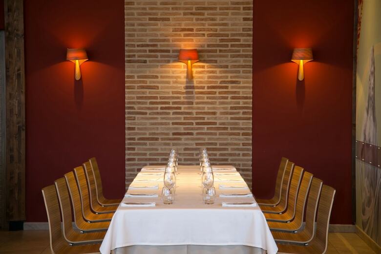 Hotel Restaurante Quintanares