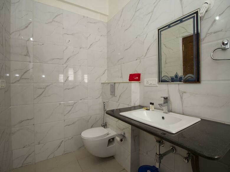 Hotel Oyo 875 Eyrie Suites