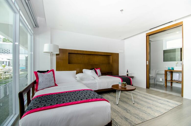 Hotel Coast