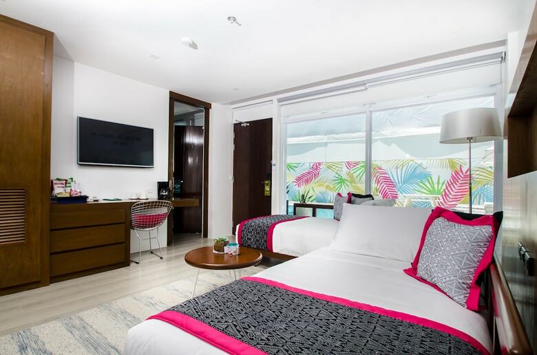 Hotel Coast