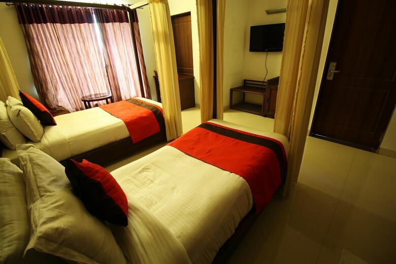 Oyo 1968 Hotel Krishna Park Resort