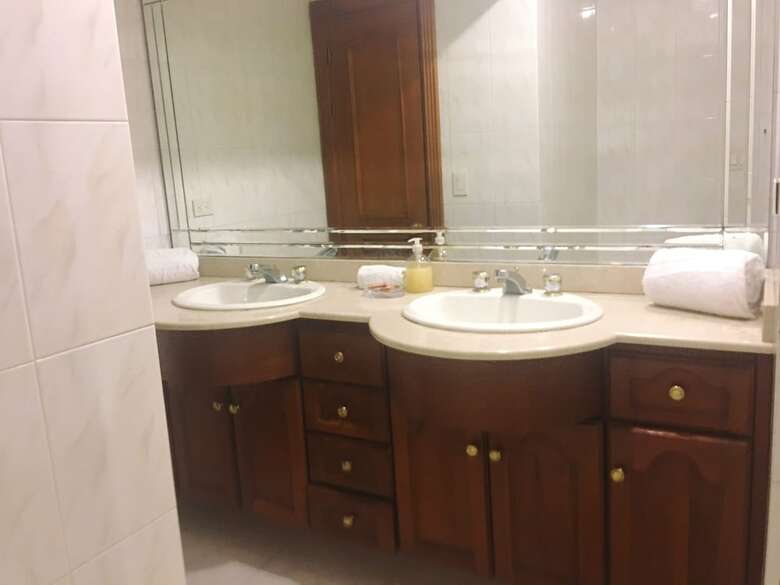 Hotel Casa Bella Suites