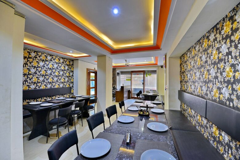 Oyo 2421 Hotel The Ishani