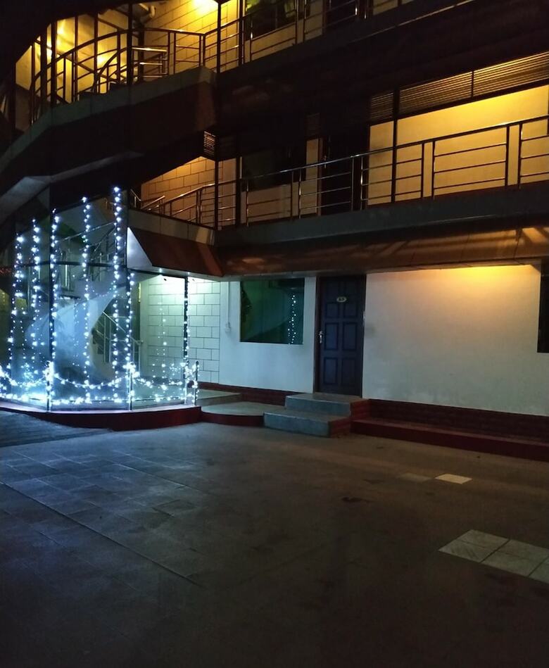 Hotel Airport Inn