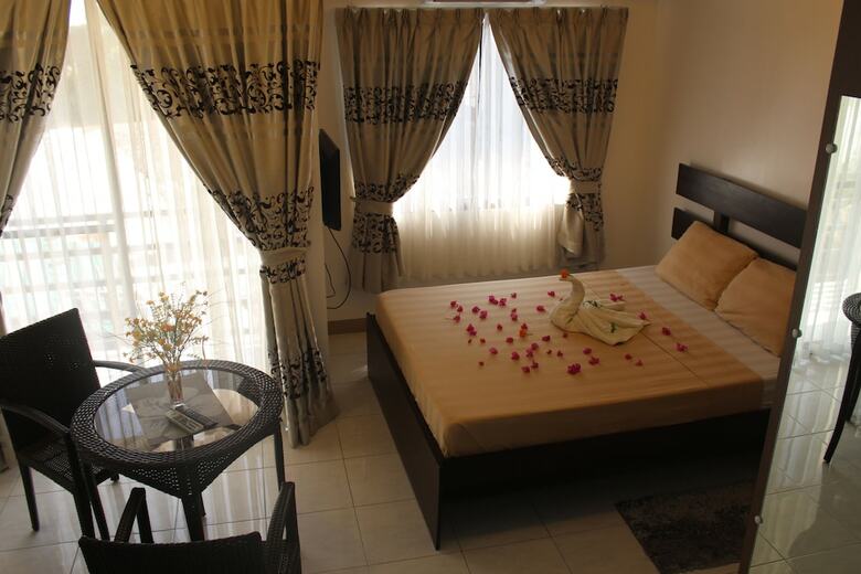 Hotel Anahaw Studio Suites