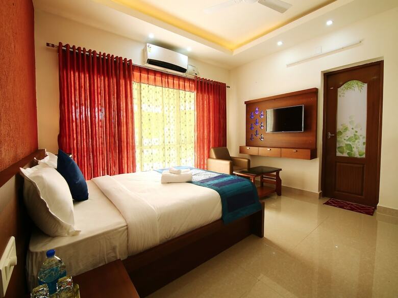 Oyo 2589 Hotel Captains Cabin
