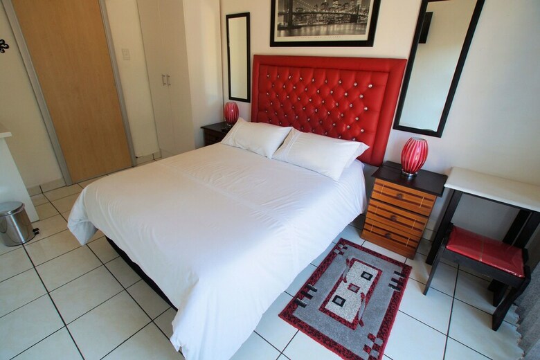 Hotel Linga Longa Guest House