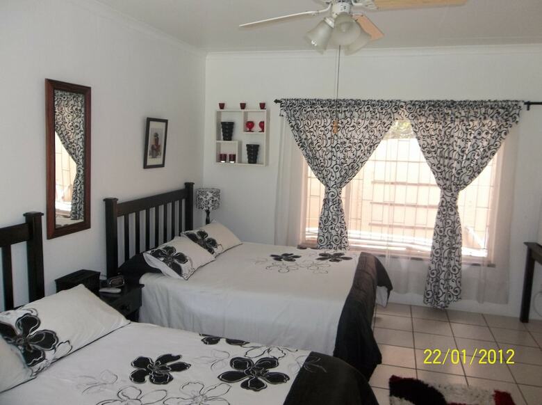 Hotel Linga Longa Guest House