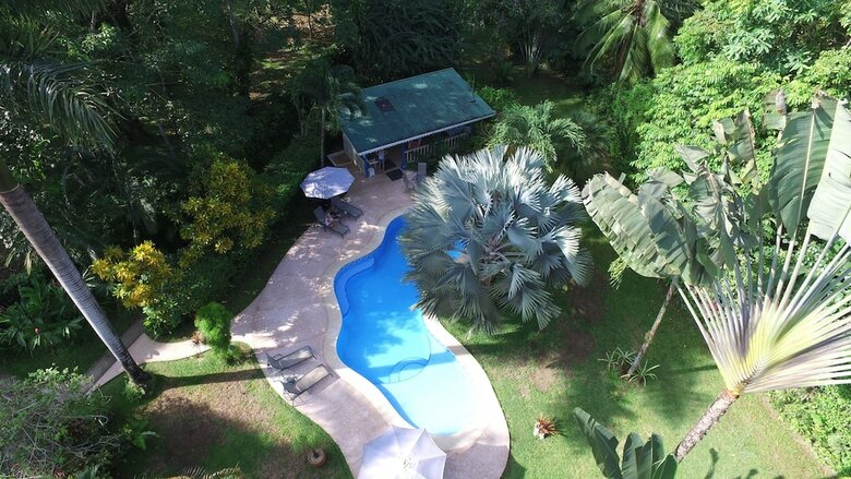 Hotel Playa Negra Guesthouse