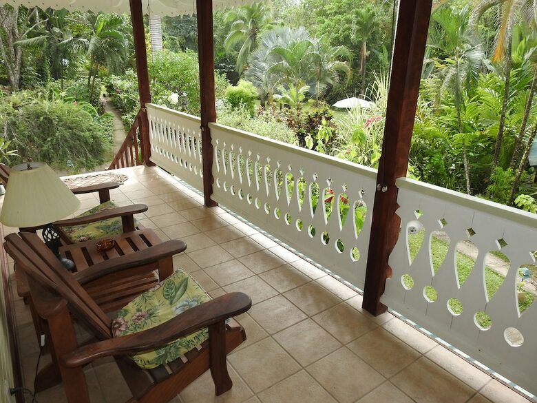 Hotel Playa Negra Guesthouse