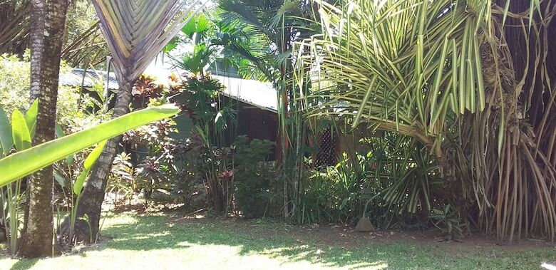 Hotel Playa Negra Guesthouse