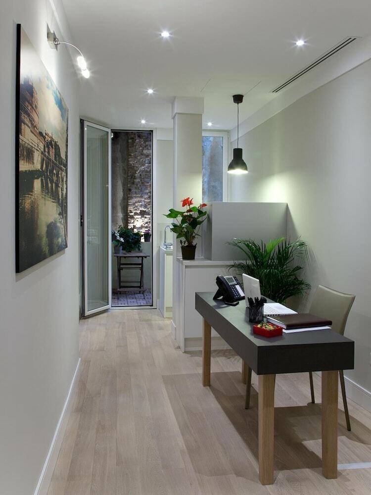 Regola Suite