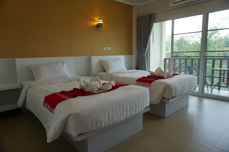 Hotel Green Hill Resort