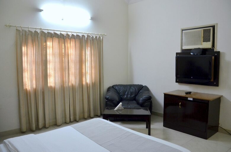 Hotel Oyo 2027 Ivy Stays