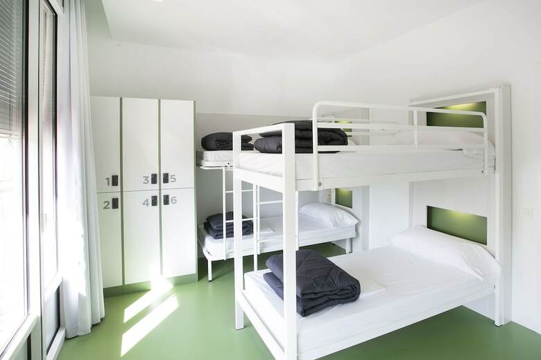 Hostal Sant Jordi Hostel Rock Palace